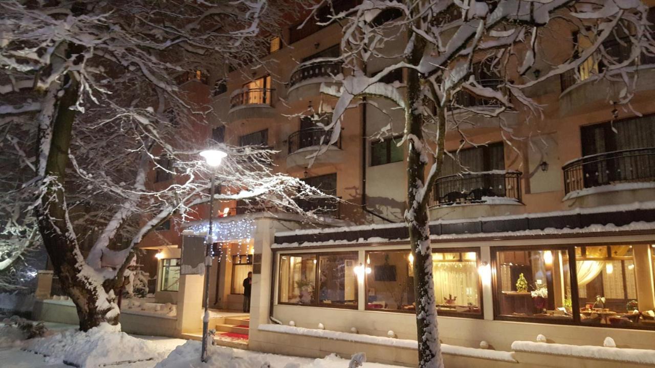 Spa Hotel Medicus ヴァルシェツ エクステリア 写真