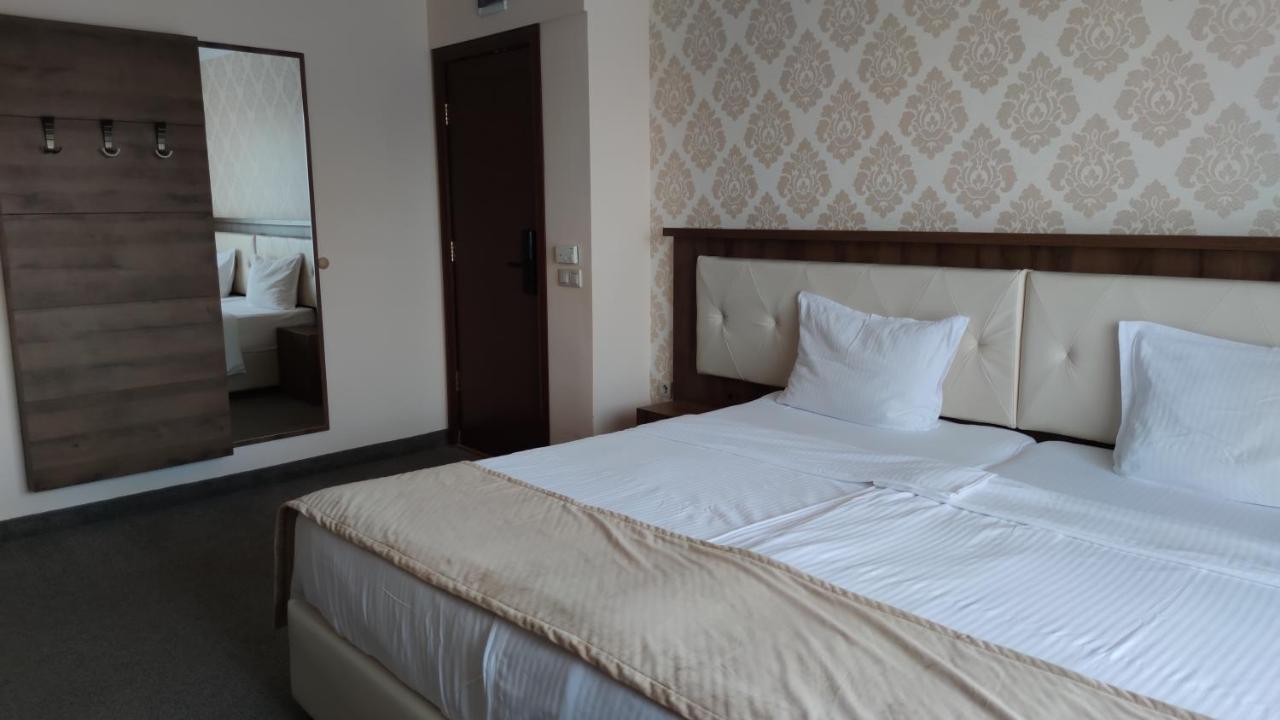 Spa Hotel Medicus ヴァルシェツ エクステリア 写真