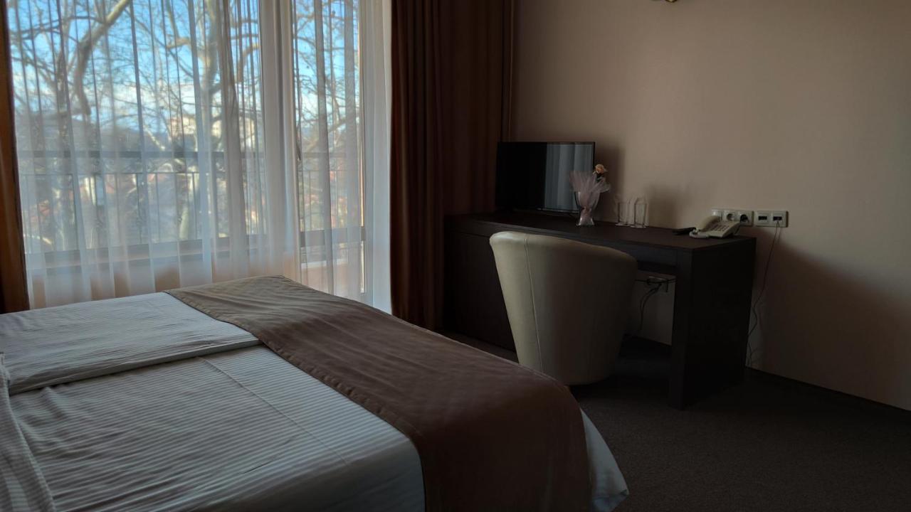 Spa Hotel Medicus ヴァルシェツ エクステリア 写真