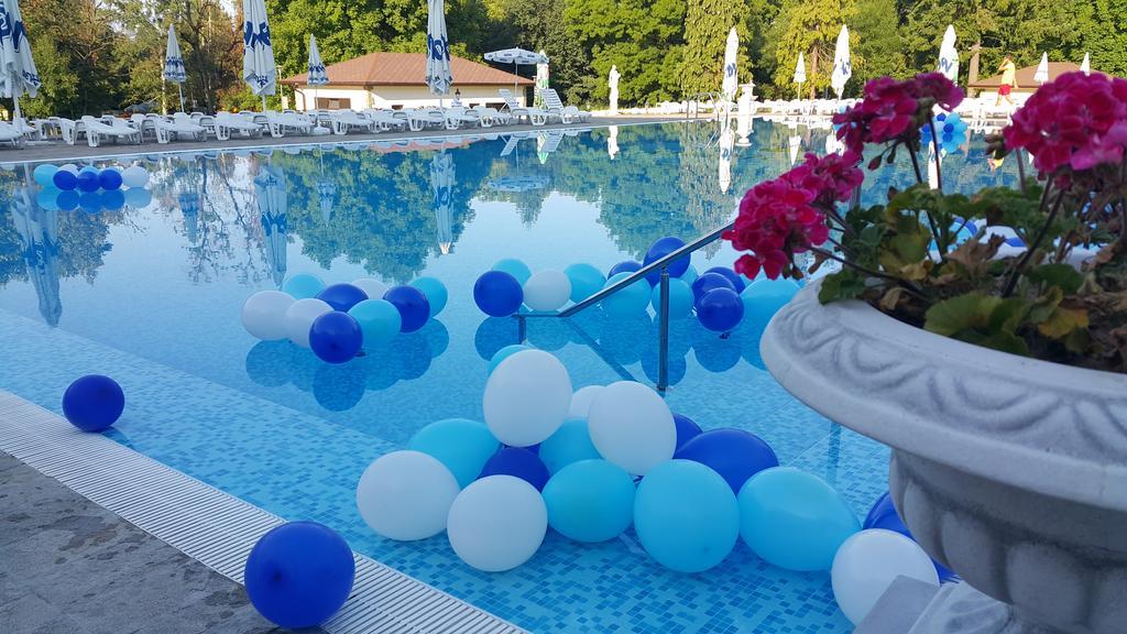Spa Hotel Medicus ヴァルシェツ エクステリア 写真