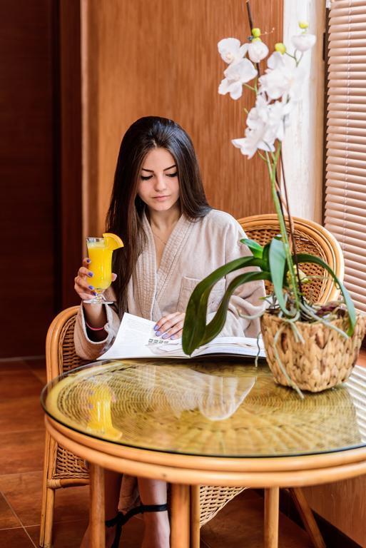 Spa Hotel Medicus ヴァルシェツ エクステリア 写真